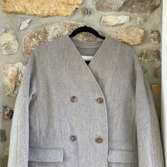 NOTHING WRITTEN COLLARLESS LAMBSWOOL COAT in Oatmeal Women's Medium MSRP $665 - Picture 5 of 12